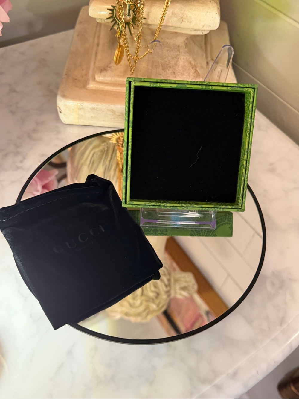 GWP NIB Giftable 💝 Gucci GG Beauty silver tone compact mirror green Gucci box - Picture 3 of 4